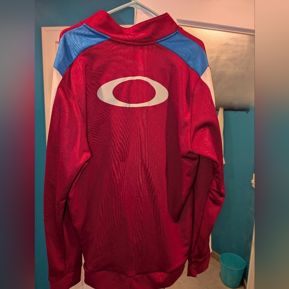 Oakley Full Zip Track Jacket - Picture 2 of 5
